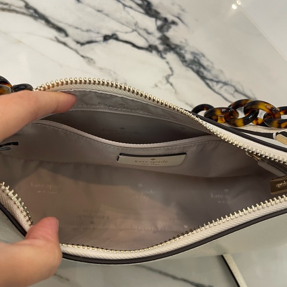 🌟 SOLD 🌟 NWT Kate Spade New York Madison Convertible Chain Crossbody - Picture 5 of 5
